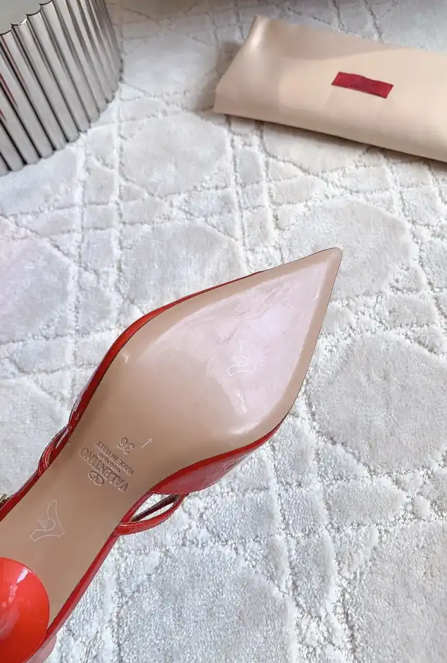 hype Valentino High Heels