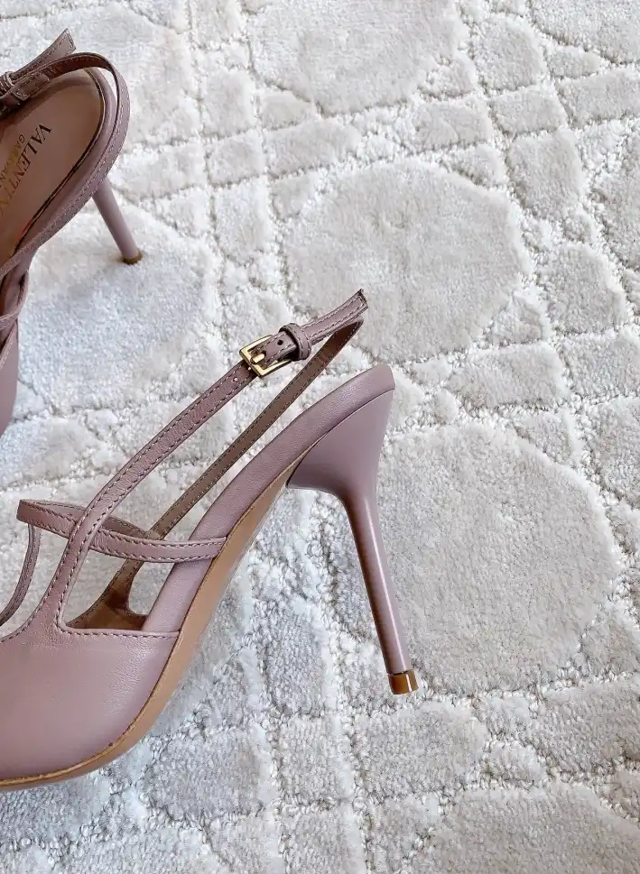 hype Valentino High Heels