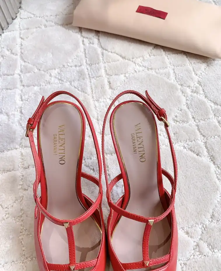 hype Valentino High Heels