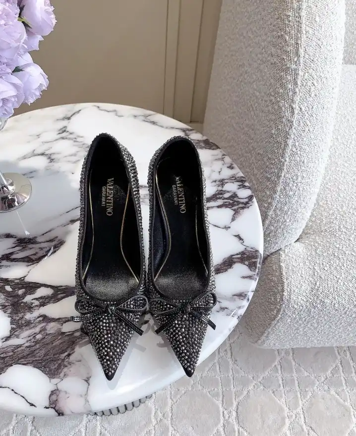 hype Valentino High Heels