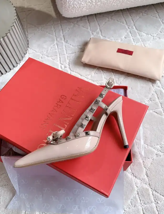 hype Valentino High Heels