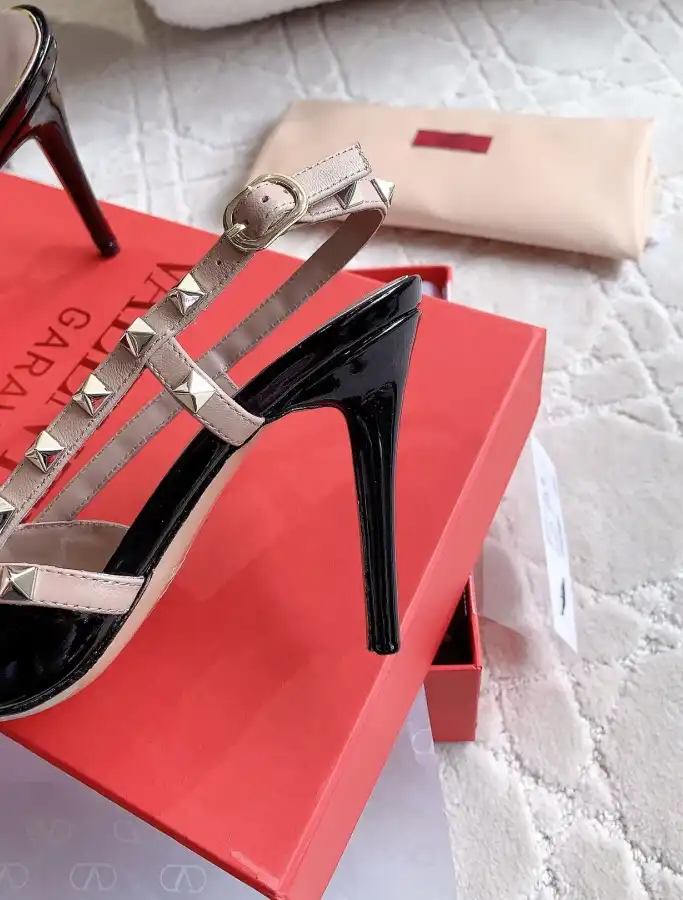 hype Valentino High Heels