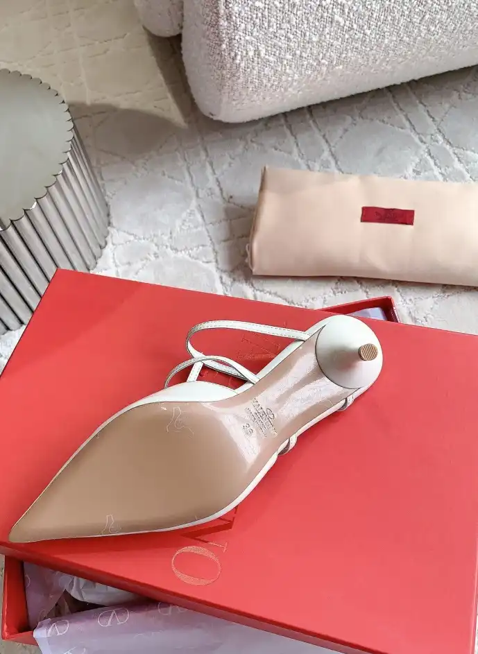 hype Valentino High Heels