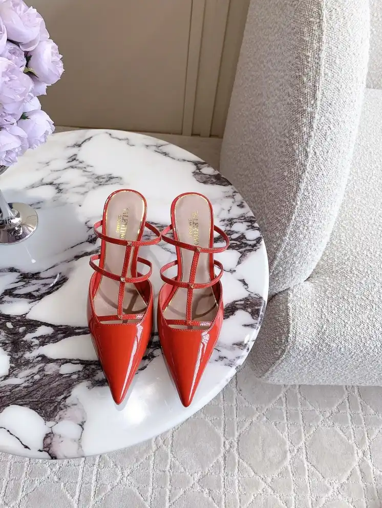 hype Valentino High Heels