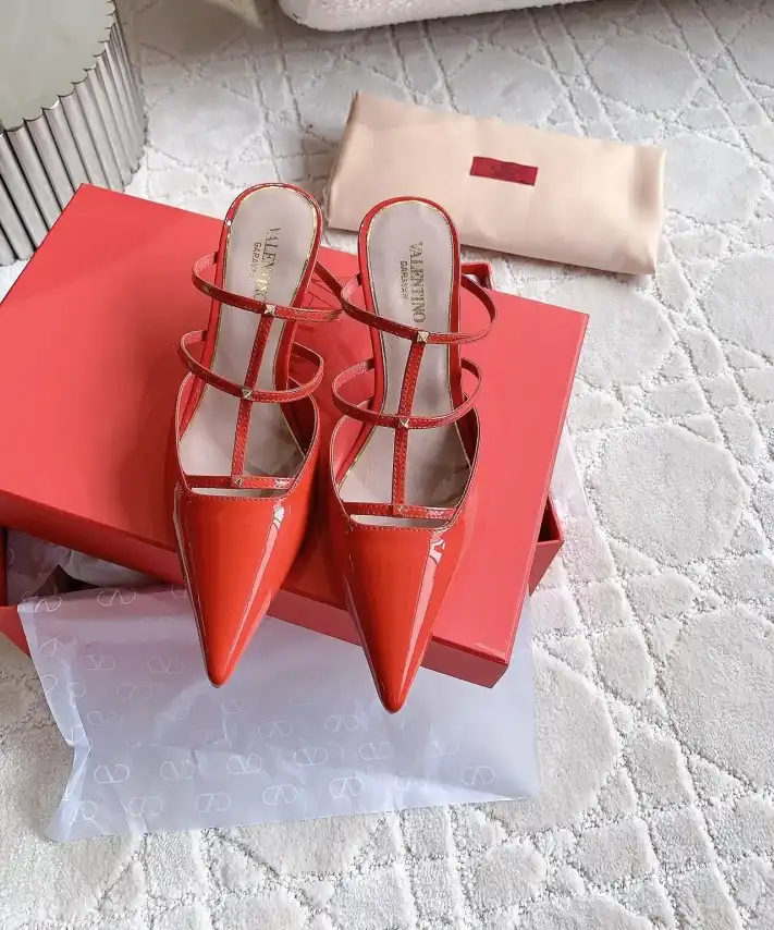 hype Valentino High Heels