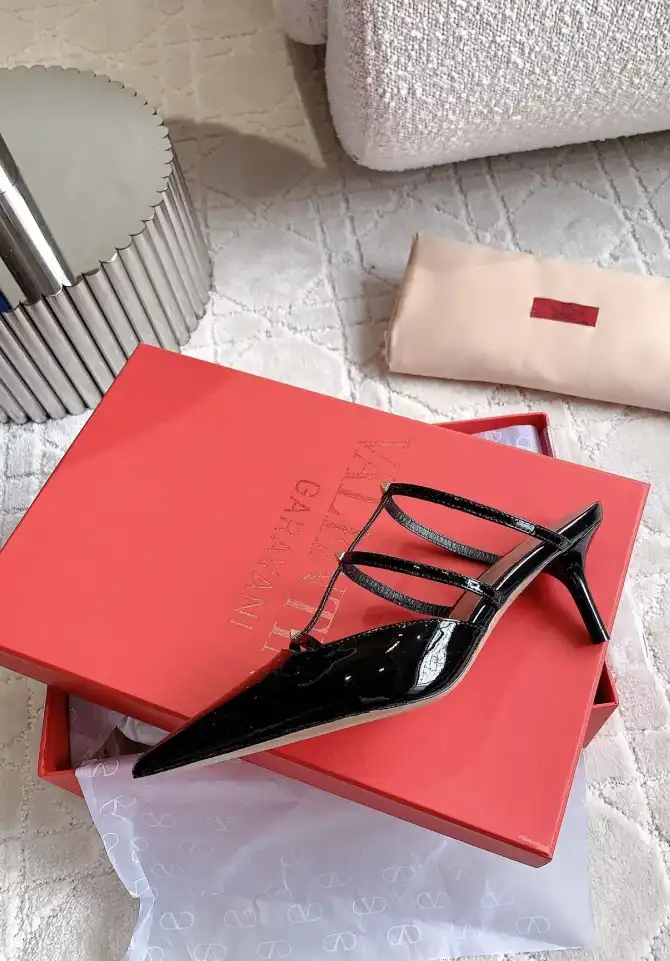 hype Valentino High Heels