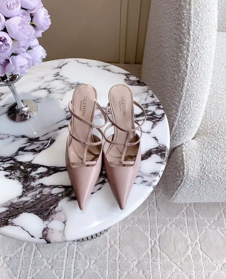 hype Valentino High Heels