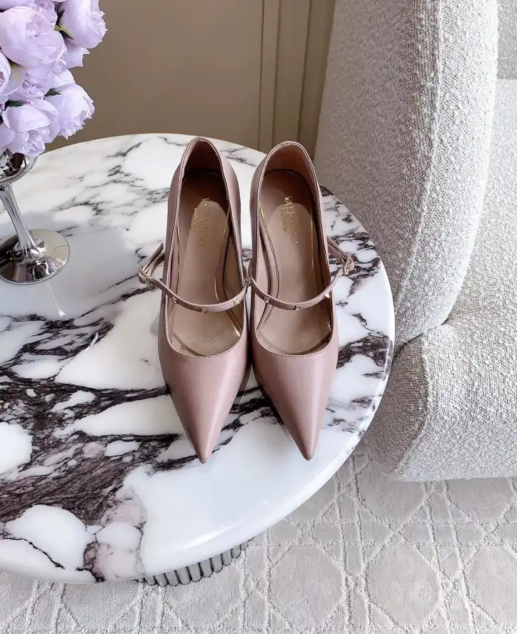 hype Valentino High Heels