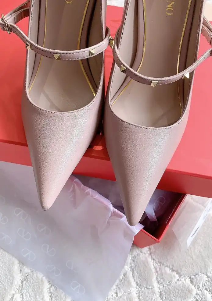 hype Valentino High Heels