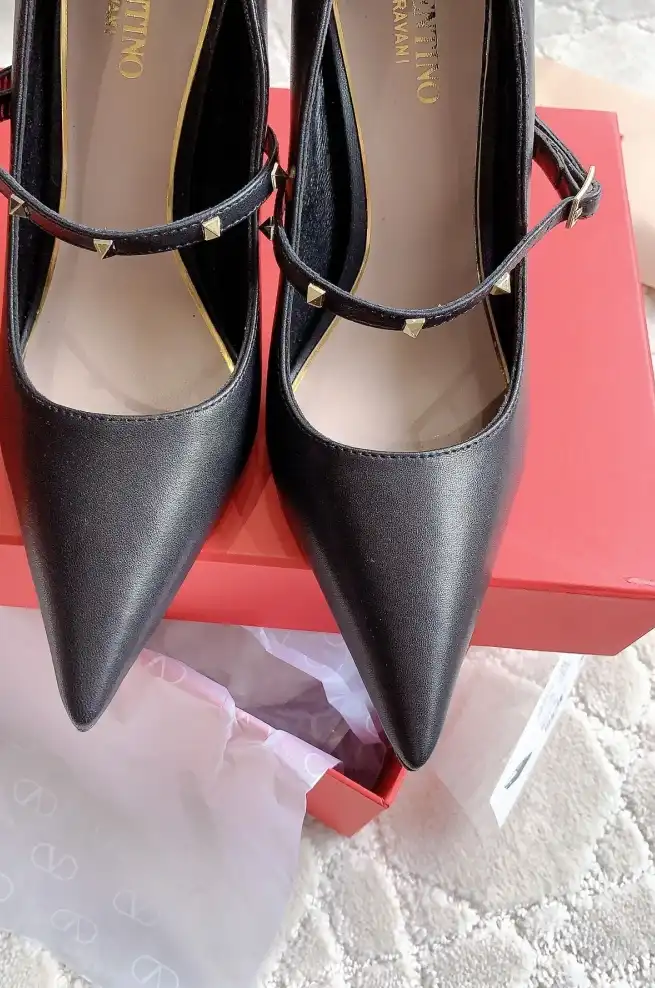 hype Valentino High Heels