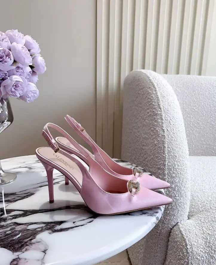 hype Valentino High Heels