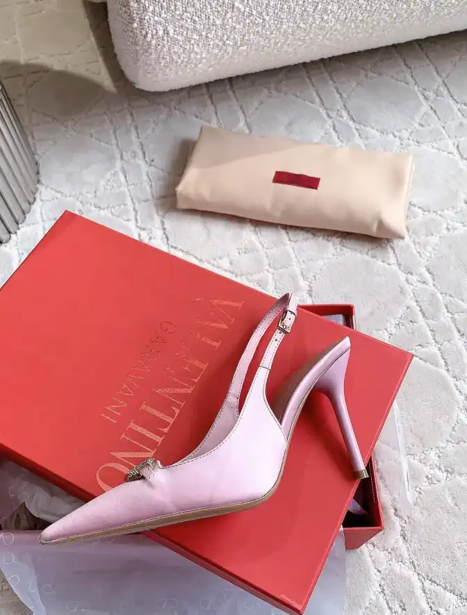 hype Valentino High Heels