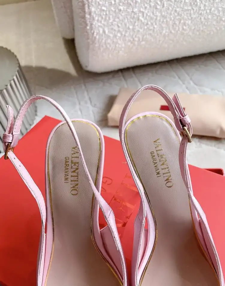 hype Valentino High Heels