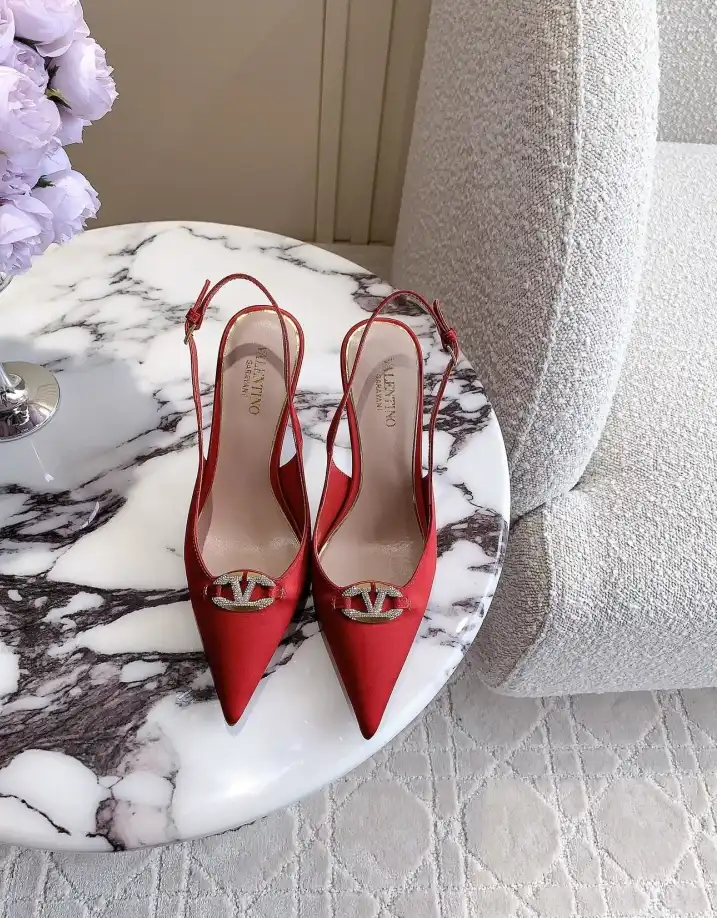 hype Valentino High Heels