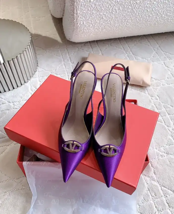 hype Valentino High Heels