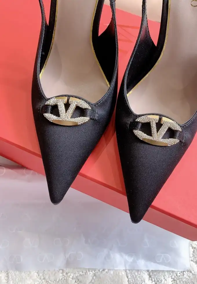 hype Valentino High Heels