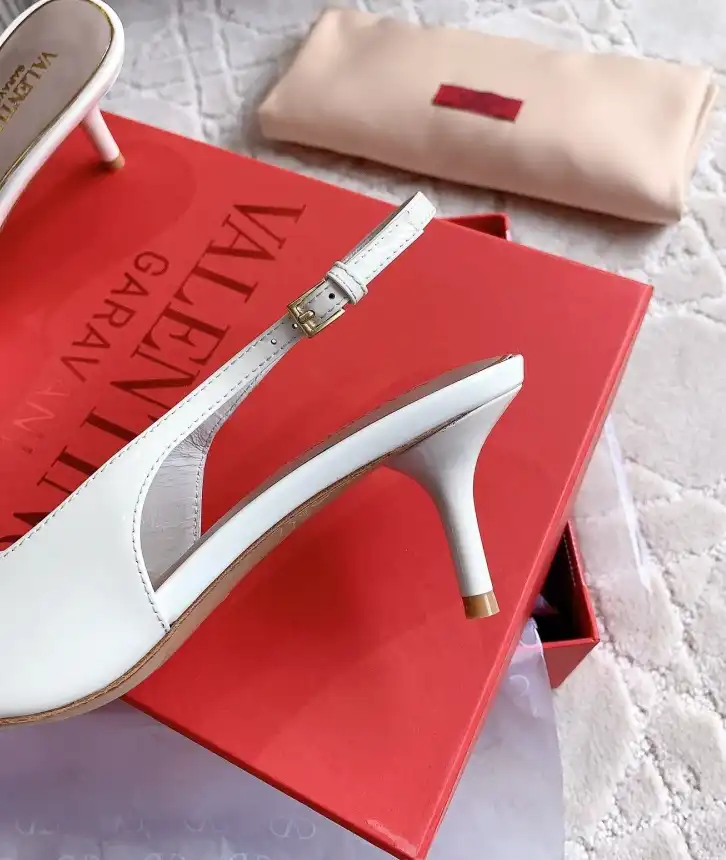 hype Valentino High Heels