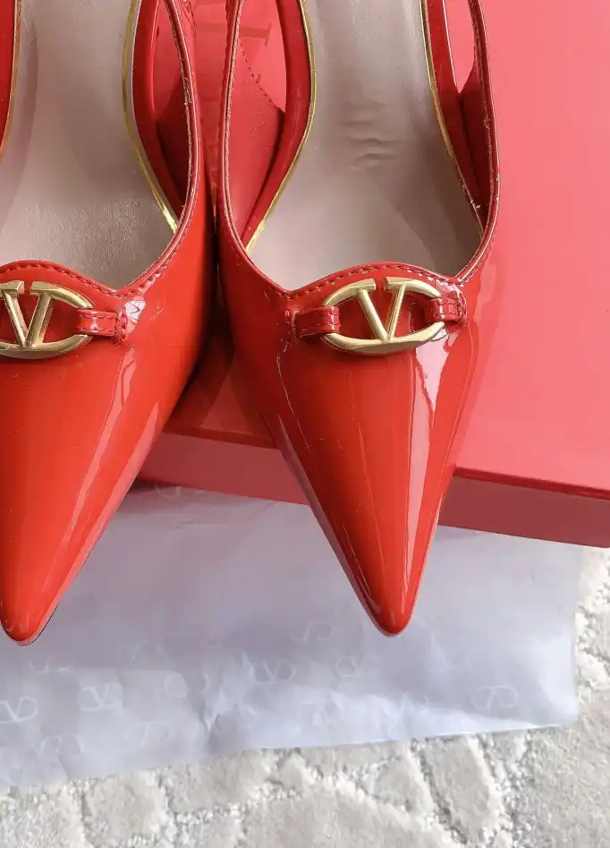 hype Valentino High Heels