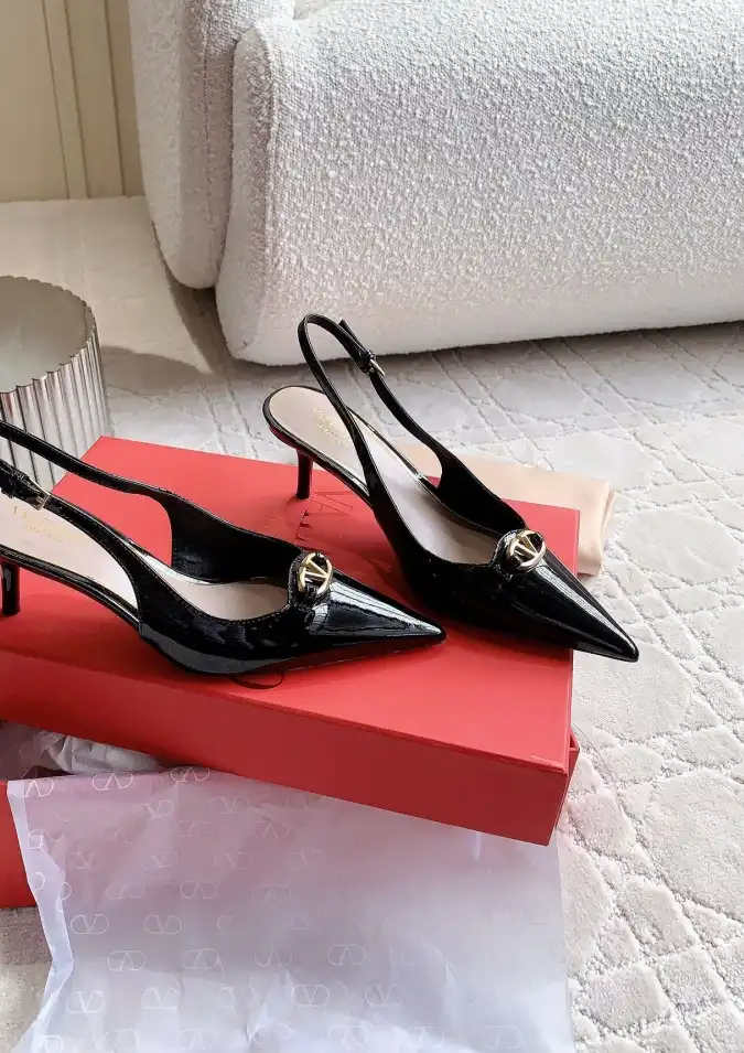 hype Valentino High Heels