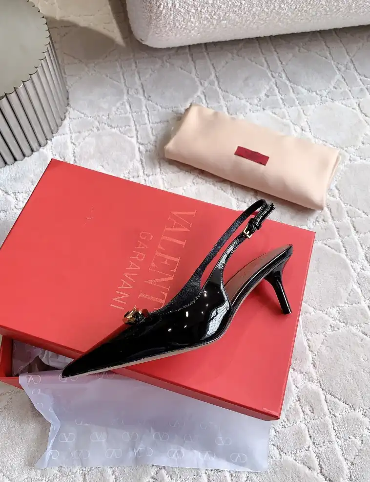 hype Valentino High Heels