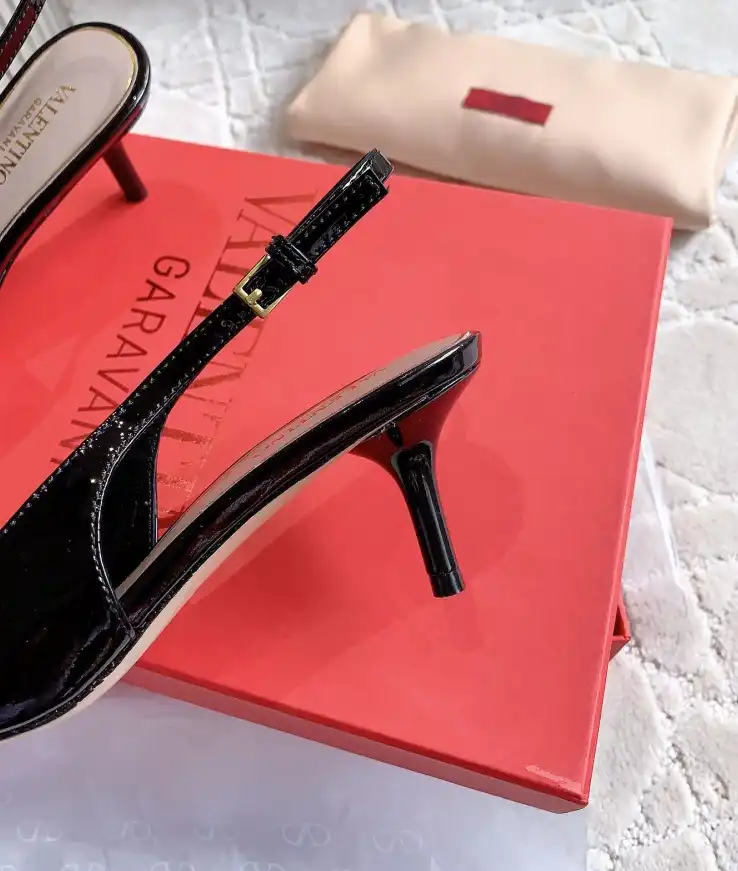 hype Valentino High Heels