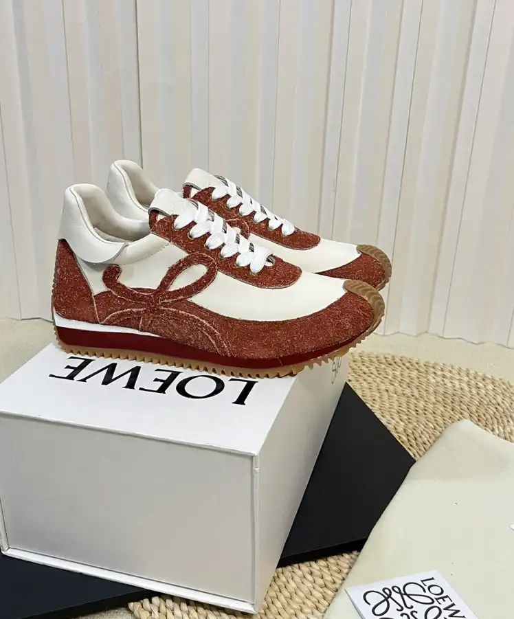 hype Loewe Sneakers