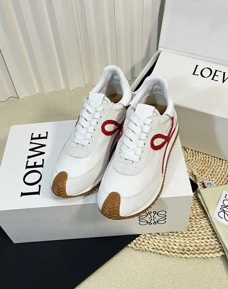 hype Loewe Sneakers