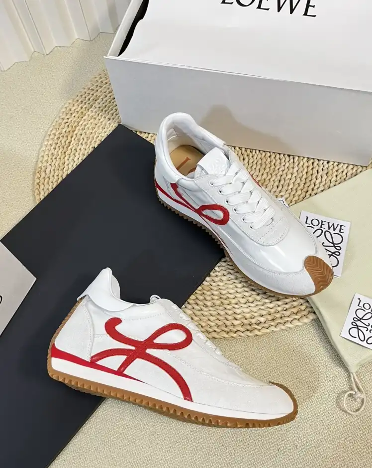 hype Loewe Sneakers