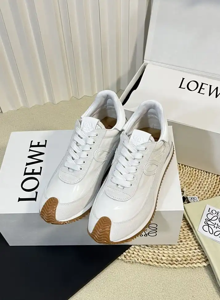 hype Loewe Sneakers