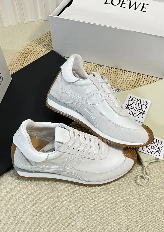 hype Loewe Sneakers