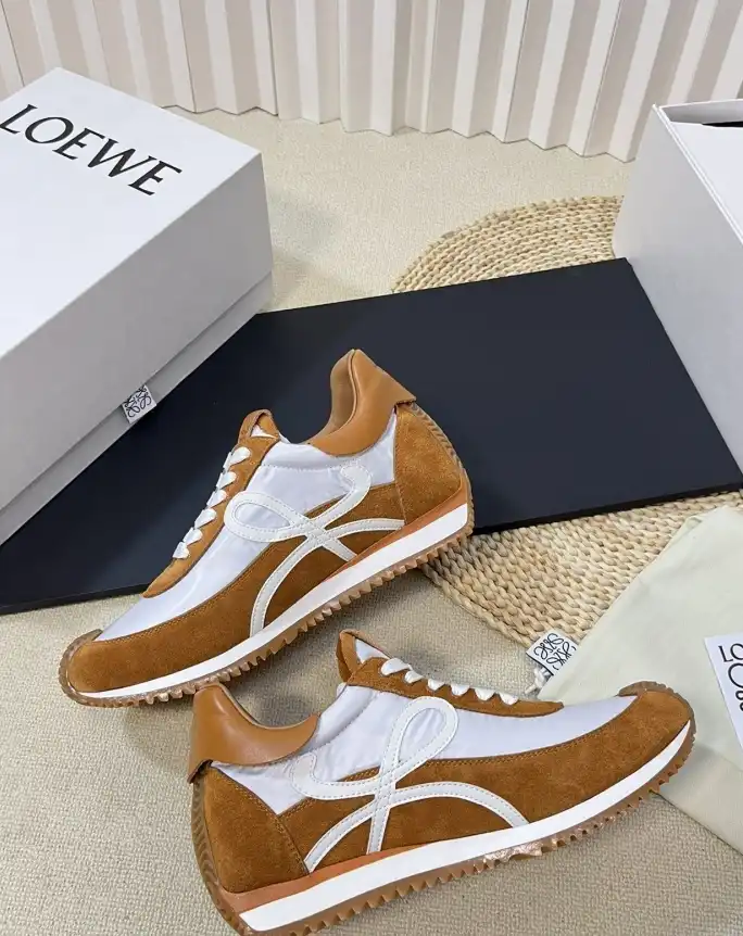 hype Loewe Sneakers