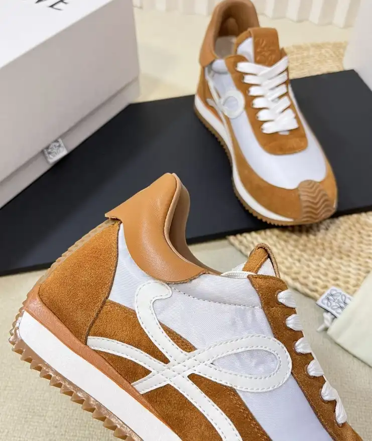 hype Loewe Sneakers