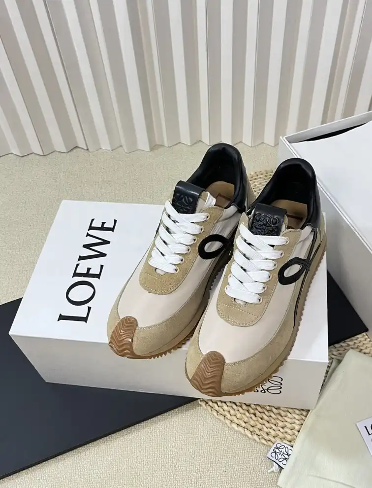 hype Loewe Sneakers