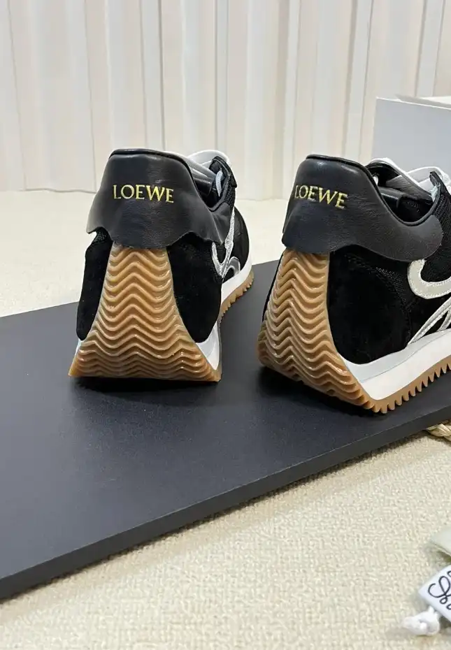 hype Loewe Sneakers