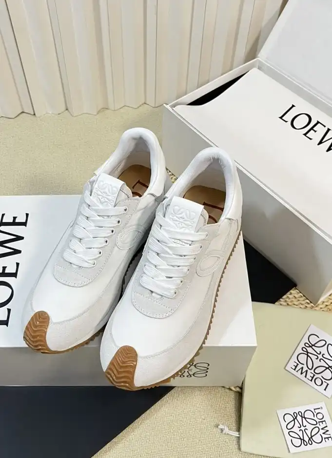 hype Loewe Sneakers