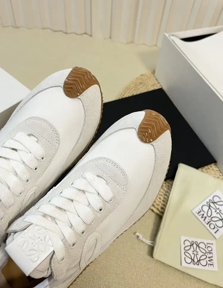 hype Loewe Sneakers