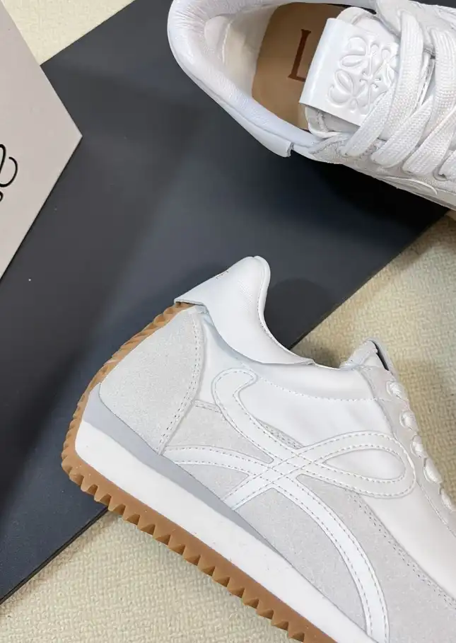 hype Loewe Sneakers