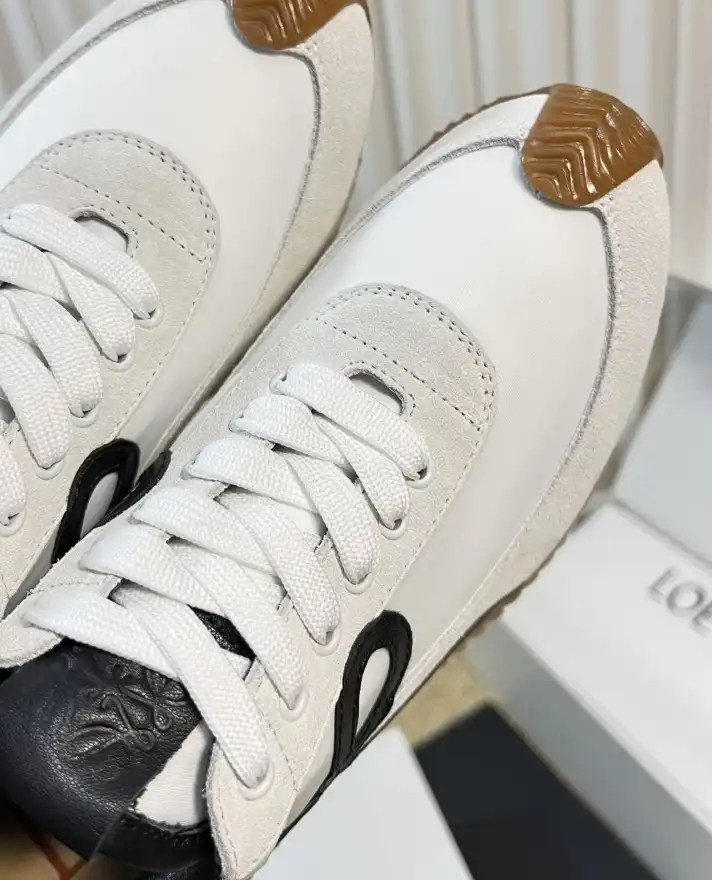 hype Loewe Sneakers