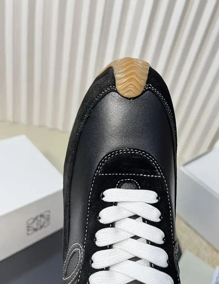 hype Loewe Sneakers