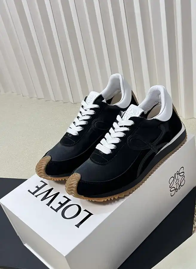 hype Loewe Sneakers