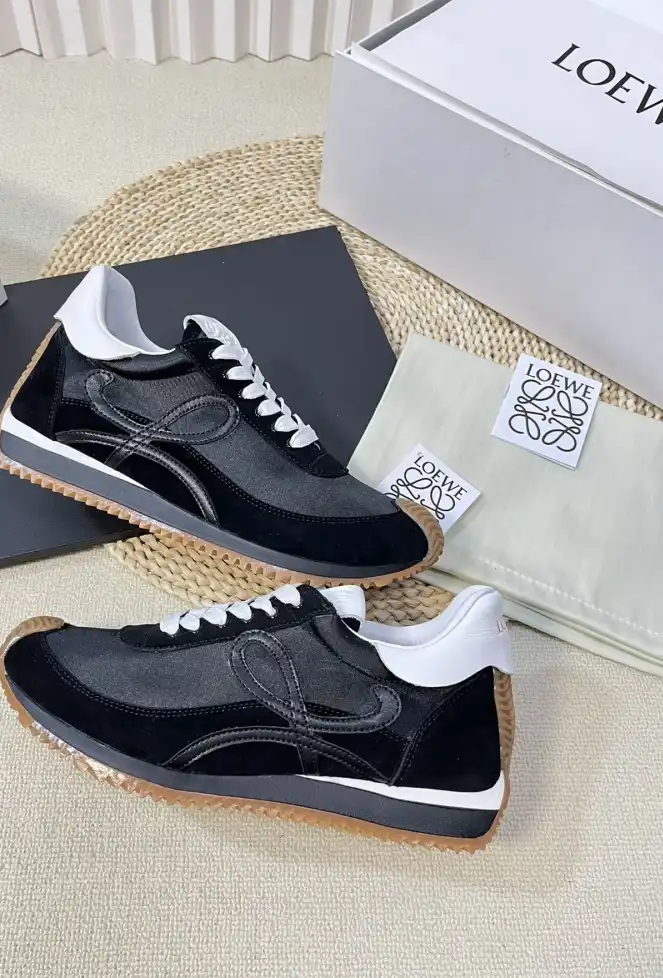 hype Loewe Sneakers