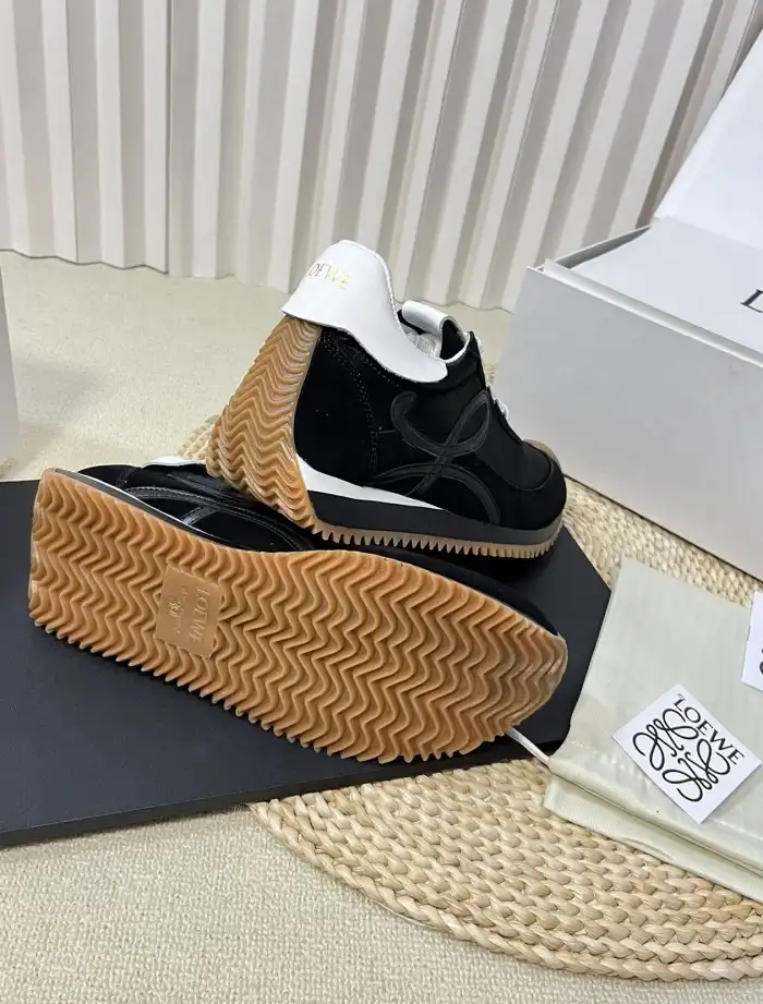 hype Loewe Sneakers