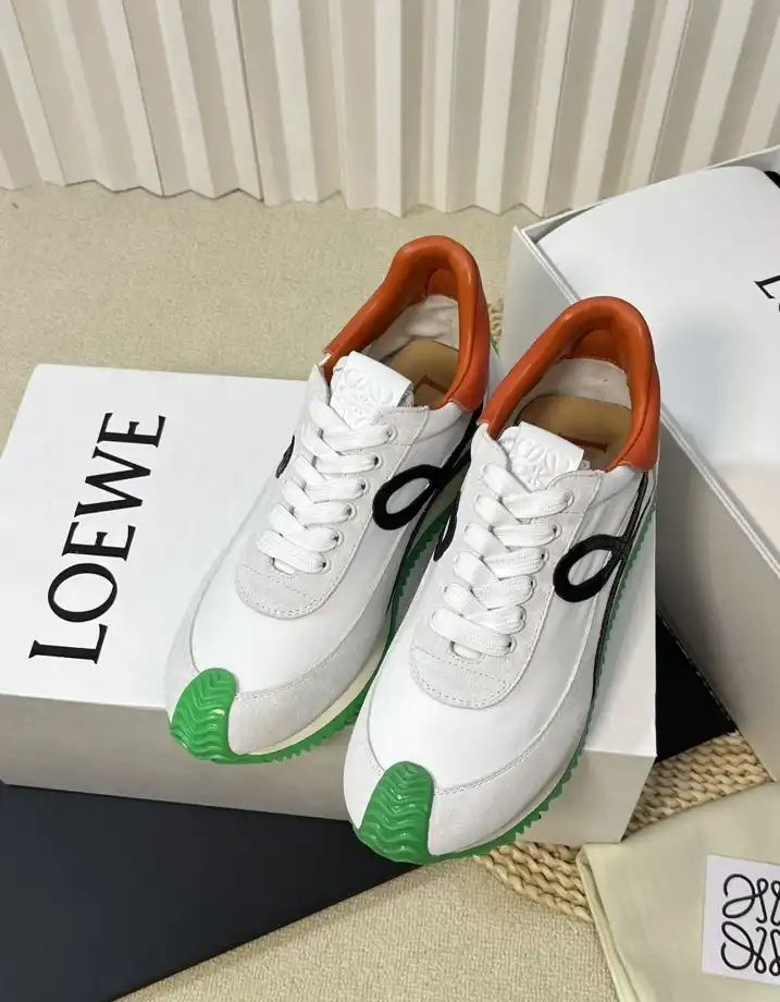 hype Loewe Sneakers