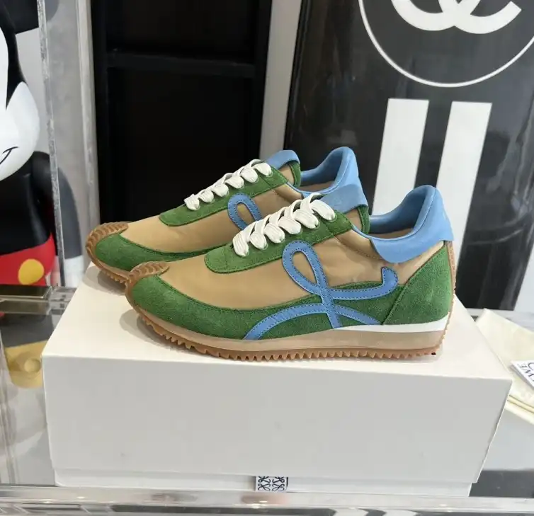 hype Loewe Sneakers