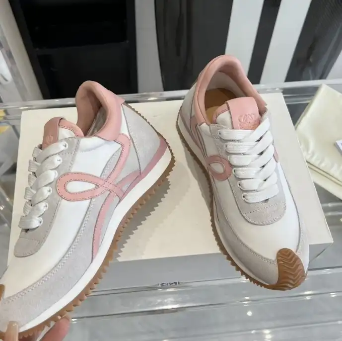 hype Loewe Sneakers