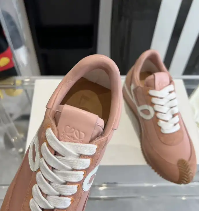 hype Loewe Sneakers