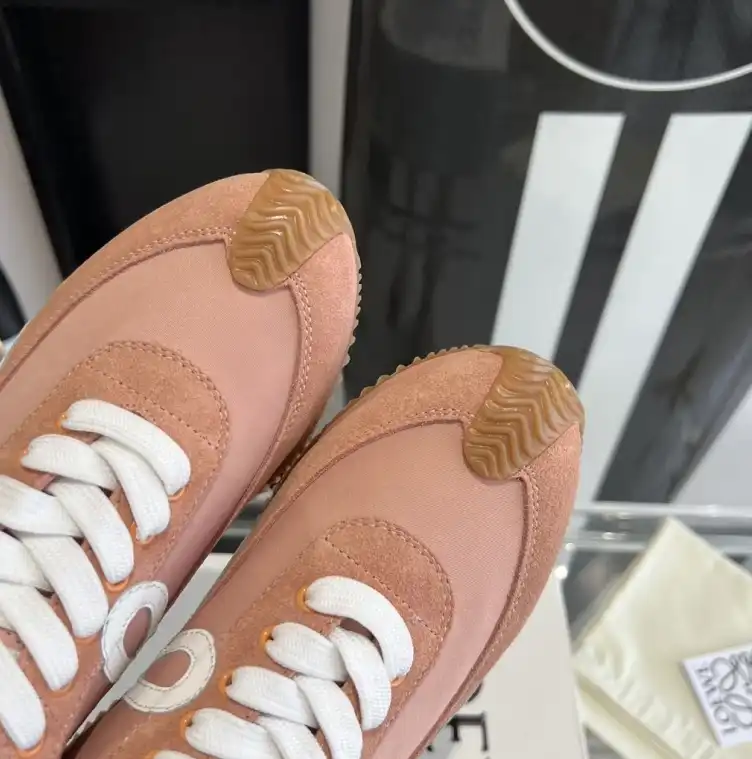 hype Loewe Sneakers