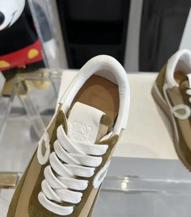 hype Loewe Sneakers