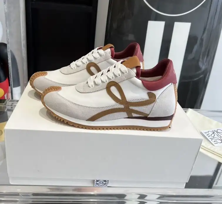 hype Loewe Sneakers