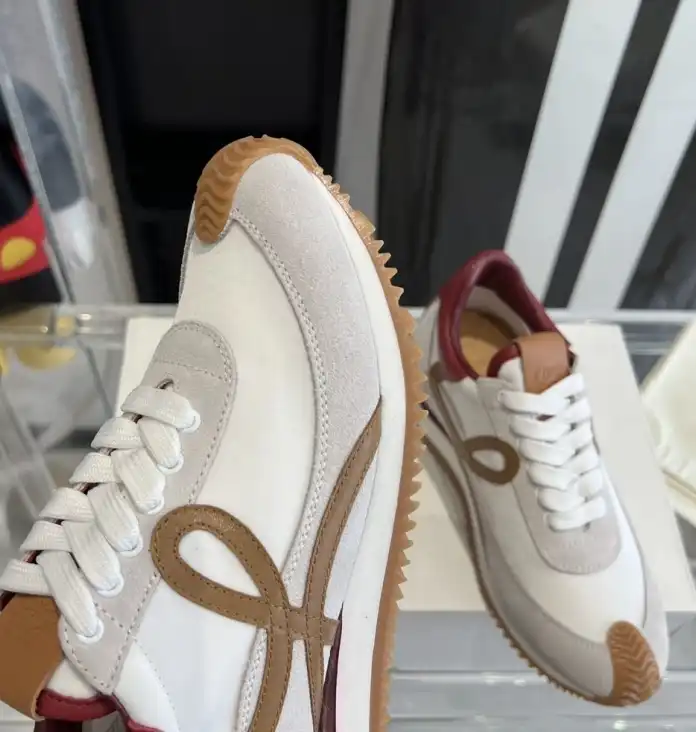 hype Loewe Sneakers